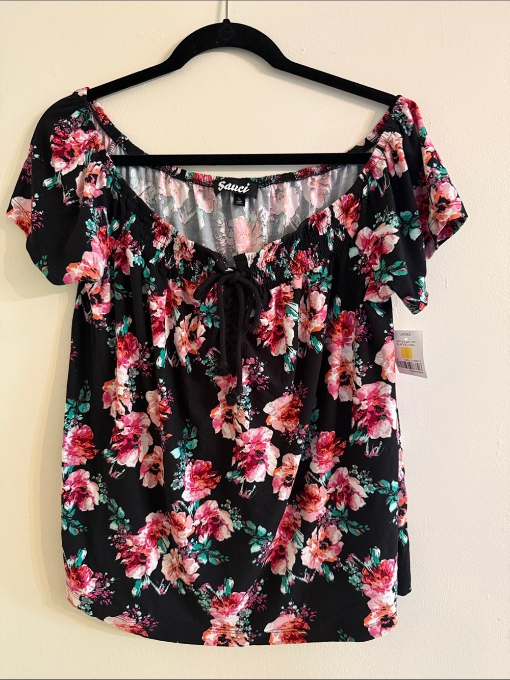 Sauci Black Floral Off Or On Shoulder Blouse with Tie Neck Size Large